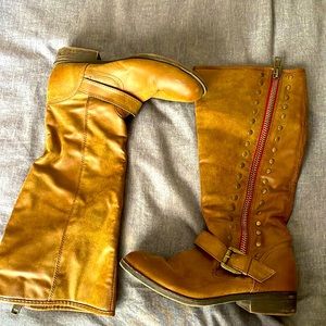 Light brown zip up boots